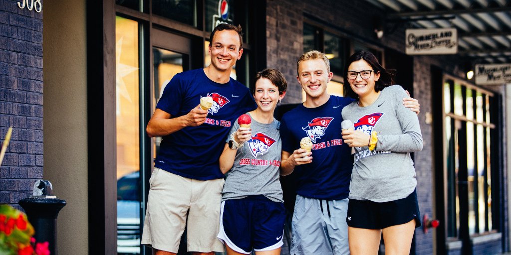 Survived syllabus week? You deserve a treat after that sylly ride📃🤪