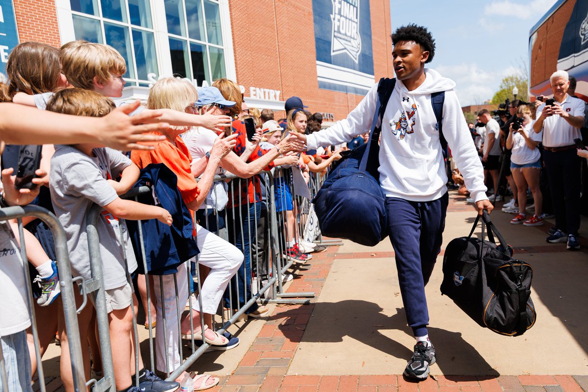 Auburn Basketball tweet media