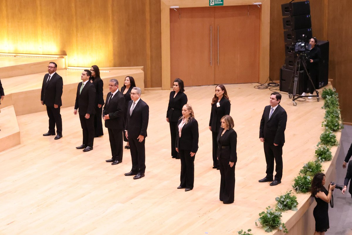 César Medina tweet media