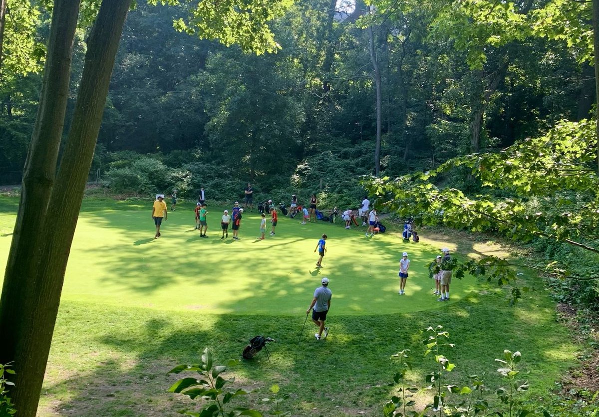 That's a wrap on another amazing summer for DHSP! We connected with thousands of Cambridge young people as they 🏀 played sports, 🔍 explored career pathways, ☀️ enjoyed camp, and 🎤 discovered new talents - bit.ly/461EJNy

Best of luck in the new school year!