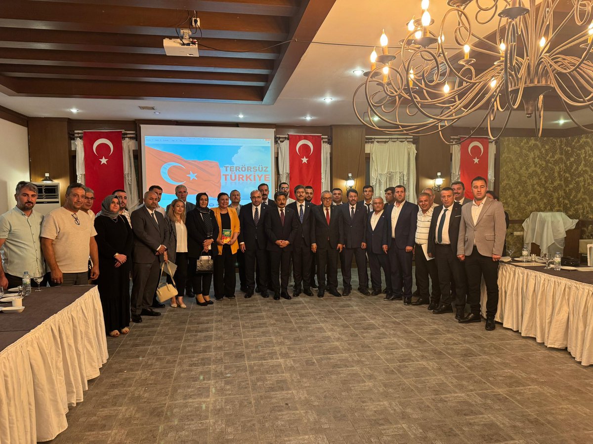 Ahiler diyarı, Caca Bey'in azmiyle yoğurulan şehir, gönül insanı Neşet Ertaş'ın memleketi #Kırşehir'deyiz...

"Terörsüz Türkiye" ahdimize aziz milletimizin desteğiyle hep birlikte ulaşacağız.🇹🇷

📍Kırşehir