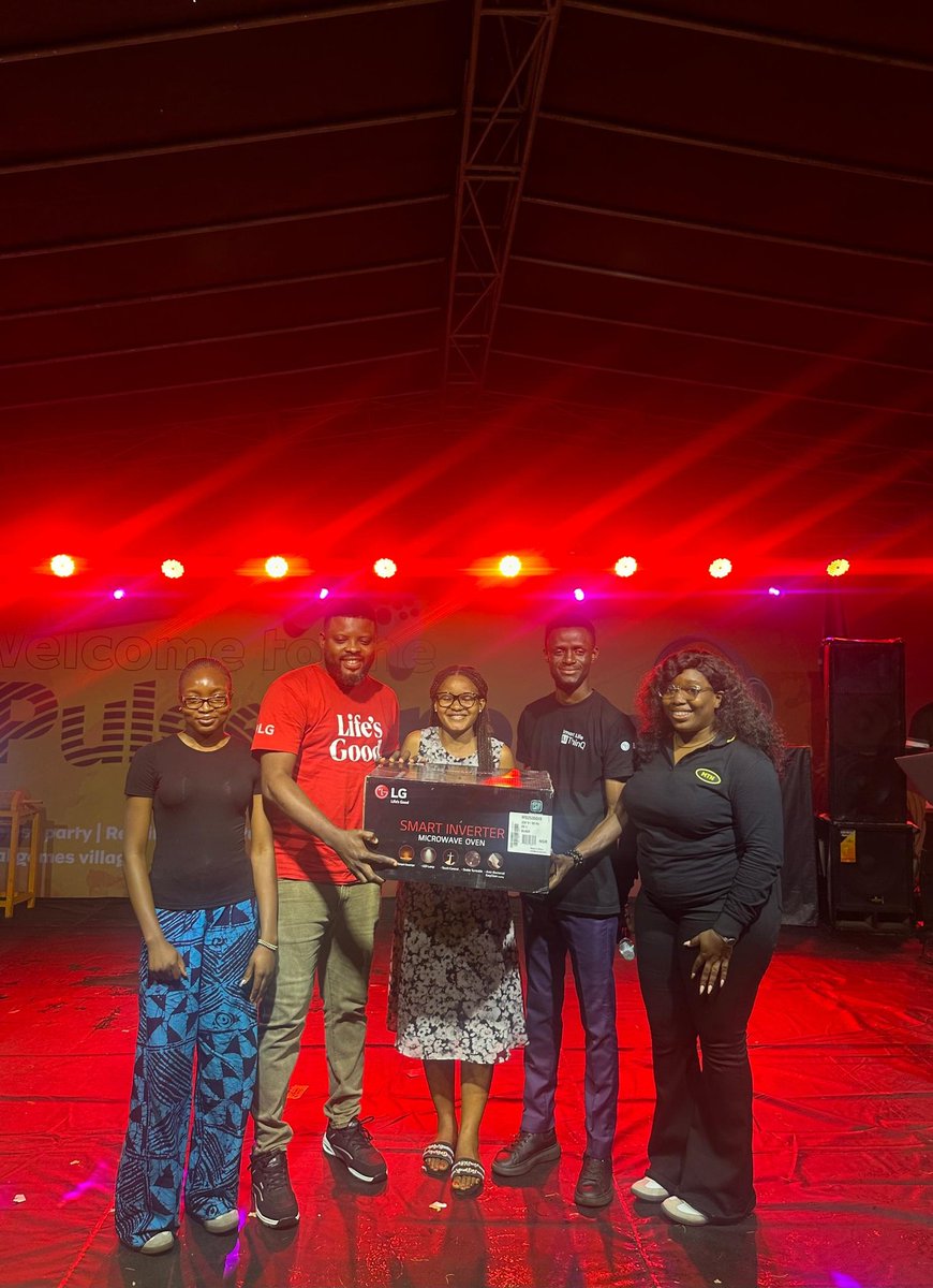 LGAfrica1's tweet photo. Day 3 of #LGxMTNGoMadOnCampus had the campus buzzing as lucky students walked away with amazing prizes!
Where should we go next?
#LifesGood #LifewithLG #campusvibes https://t.co/yegG3e32Sv