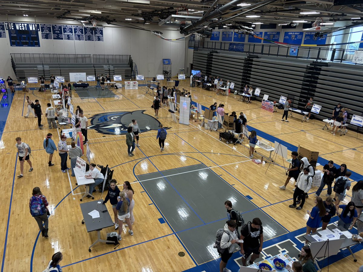Dr. Brent Yeager (@yeagerbrent) on Twitter photo Reallly enjoyed spending time with the students and staff at Olathe West today! <a href="/OWNovacekOWLS/">Jay Novacek</a> <a href="/olatheschools/">Olathe Public Schools</a> Reallly enjoyed spending time with the students and staff at Olathe West today! <a href="/OWNovacekOWLS/">Jay Novacek</a> <a href="/olatheschools/">Olathe Public Schools</a>