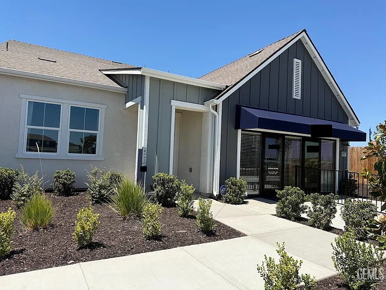 tlbennettgroup's tweet image. Tired of paying rent every month? 
Get your FREE Rent Report and see how affordable owning a home really is. No cost. No obligation.
📩 tracy@tlbennettgroup.com
 📱 562.362.5433
.
.
.
.
#LongBeachLiving #TracyLBenett #AffordableHomesLB
#LBHomeGuide #BuyInsteadOfRent