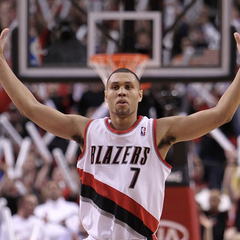 Brandon Roy in his first four years in the NBA:

3x All-Star
2x All-NBA
ROTY
20.2/4.6/5

One of the biggest ‘What If’s…’ in NBA history 😔