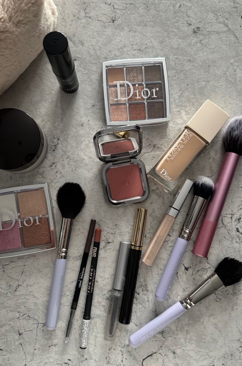 💄💅🏽
بنااات تبون ميك أب أو مجموعات سيفورا بعروض حلووة 👏🏻

هذا أكثر متجر ميك أب موثوق على ترنديول 
شوفوا التقييمات بنفسكم 😍👌🏼
يعطيكم هدايا و كيس سيفورا 🫶🏻

و فوقها جبتلكم كود خصم إضافي 🔻
   💎   PYZ25   💎

الكود لمدة يومين الحقوا عليه 👏🏻
ty.gl/cat9r9vy0kn1n