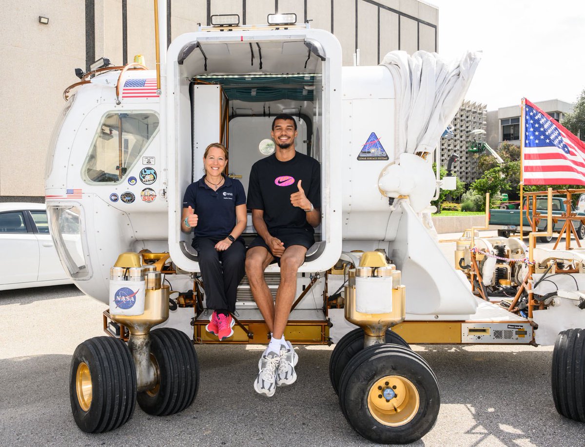 NASA's Johnson Space Center tweet media