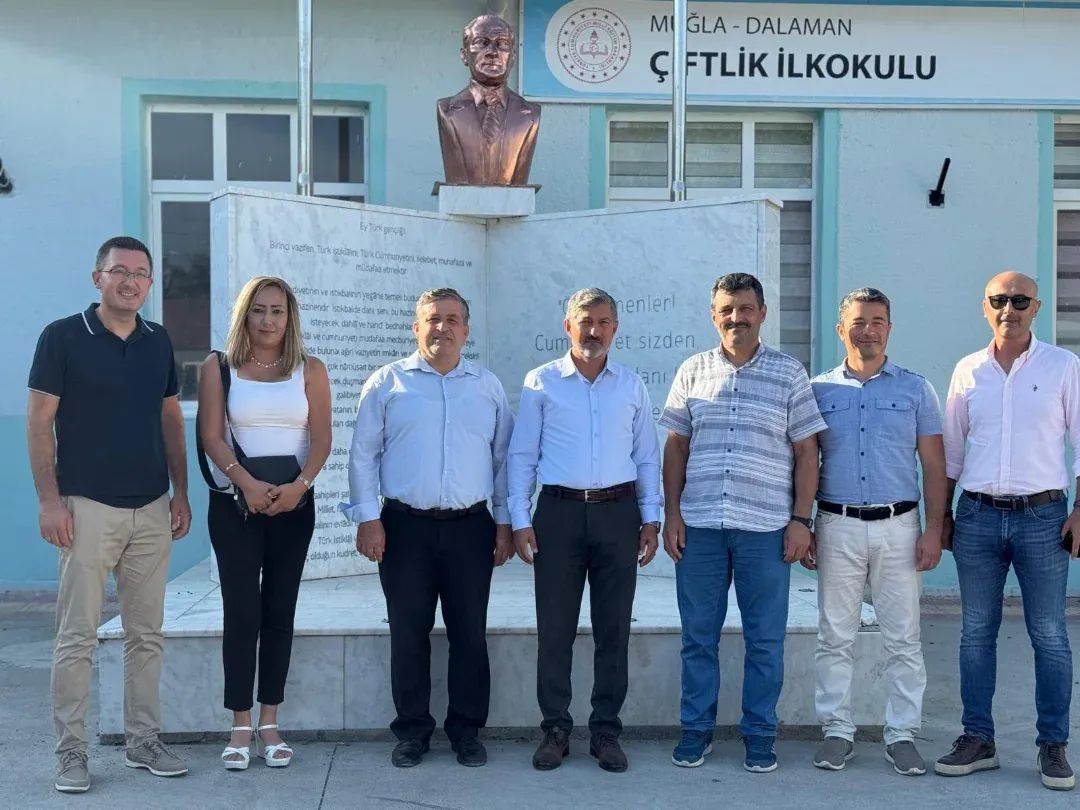 📍 Ortaca’da Görev Değişimi

Ortaca İlçe Temsilcimiz İsmail Yurt’un Dalaman Çiftlik İlkokulu’na müdür olarak atanması nedeniyle, başkan vekili olarak görev yapan İshak Bostancı ilçe temsilciliği görevini devralmıştır. İsmail YURT Başkanımıza emeklerinden dolayı teşekkür ediyoruz.