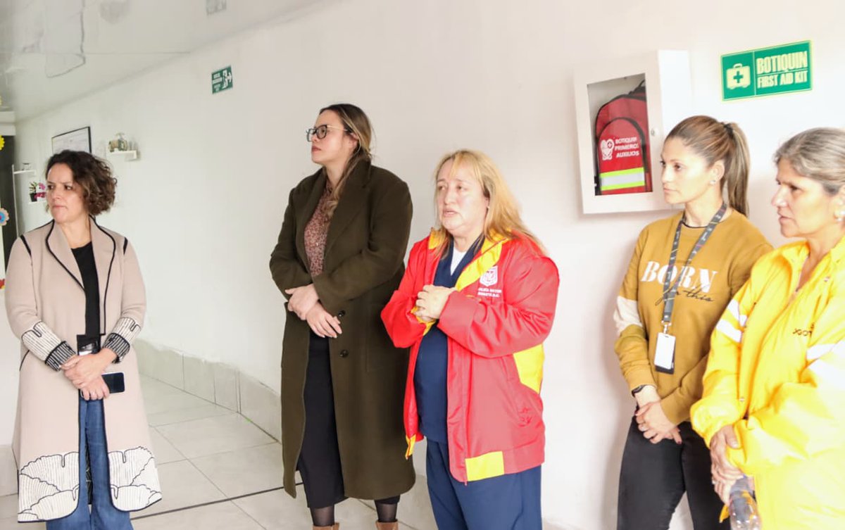 integracionbta's tweet photo. 👉Recibimos la visita del @BancoMundial 🤝en la  Comunidad de vida 🏠 Guardianes de Sueños, con el fin de presentar las actividades y atenciones que ofrecemos a los ciudadanos en proceso de  superación de vida en calle. 👥 Continuamos fortaleciendo alianzas 🌎 para mejorar nuestra atención al fenómeno de habitabilidad en calle🏙️.

#AquíSíPasa 🟡🔴