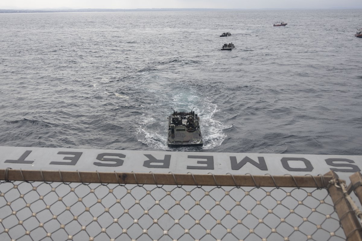 U.S. Marines tweet media