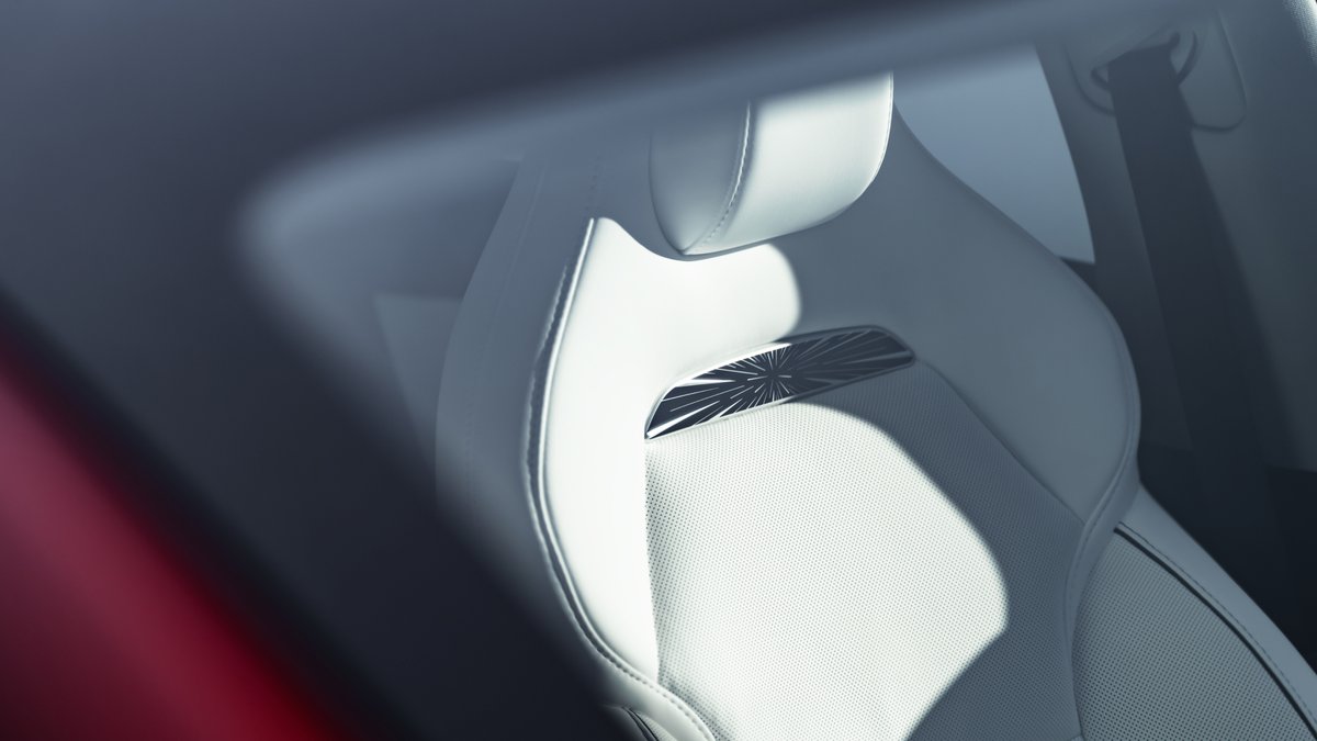 teslaeurope's tweet photo. Zoomed in