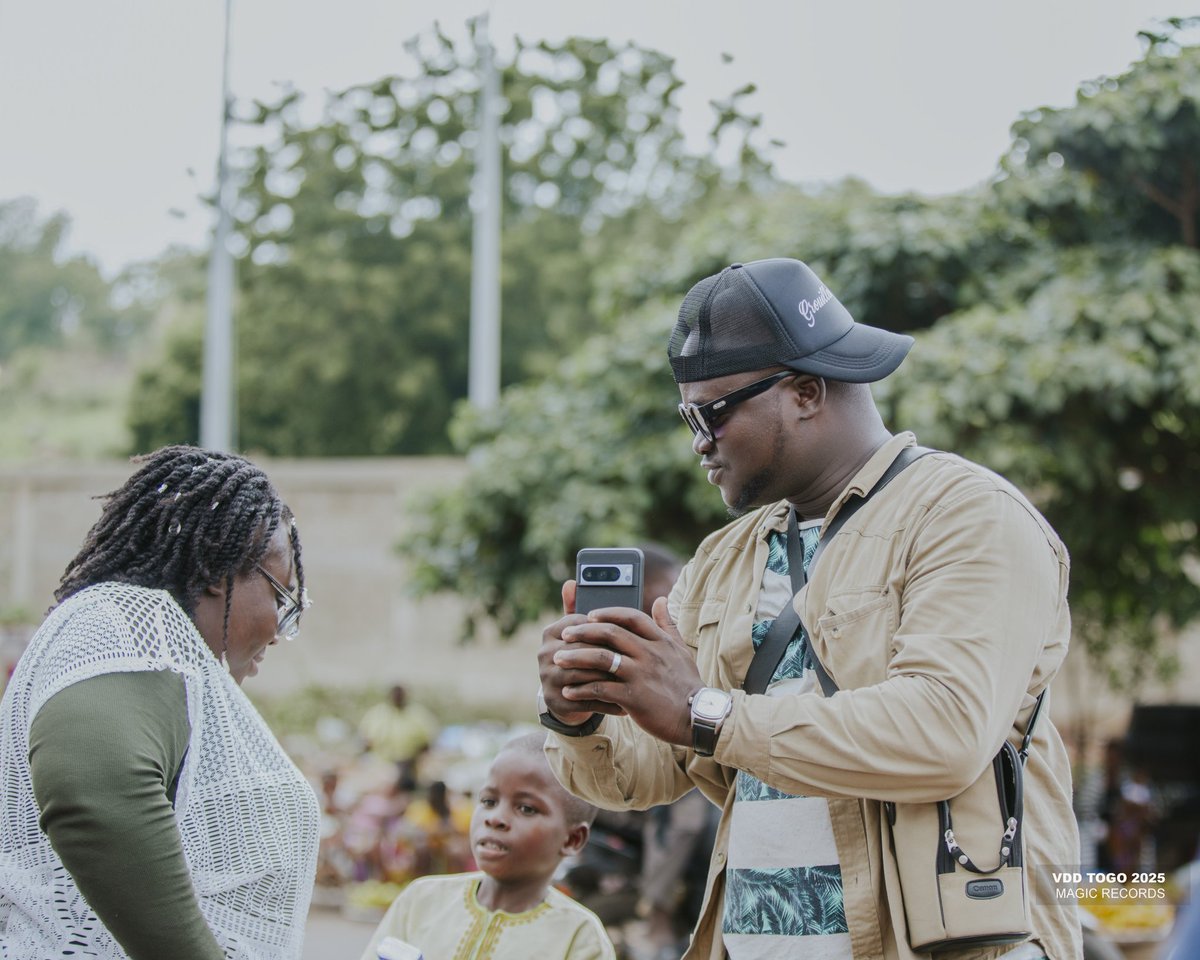 Whistiti… Cheeeeeeeese 📸✨😅

#VillageDuDigital
