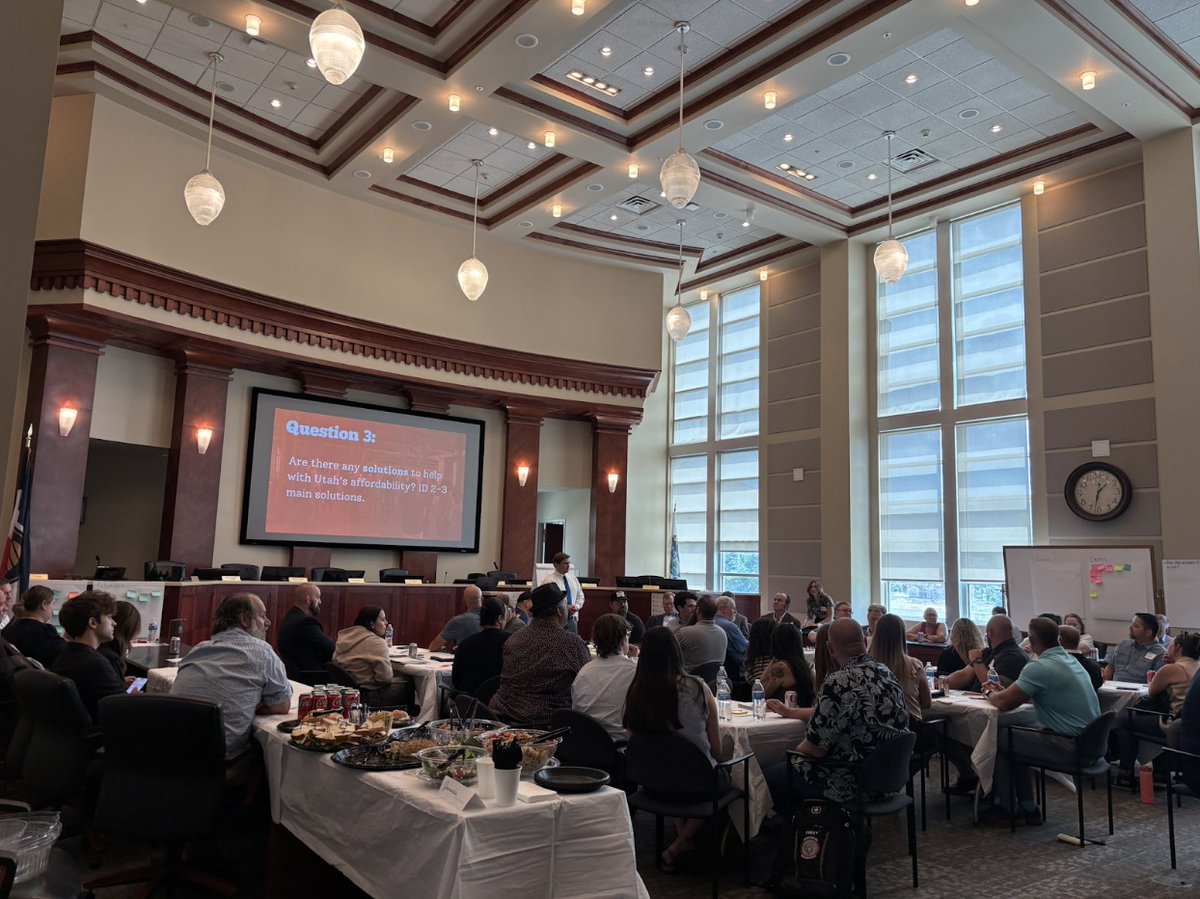 Last Friday we held an Affordability Roundtable in Draper, UT, where we had great conversations in a packed room about housing, energy, jobs &amp; more. 

Utah families deserve solutions that keep our state affordable &amp; strong.