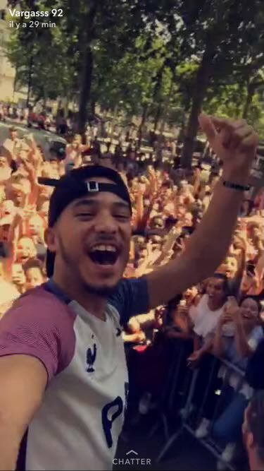 BasaTen10's tweet photo. « Il a marché pour que vous puissiez tenir debout » @hachemisb #HMIHouse https://t.co/vM16m164pW