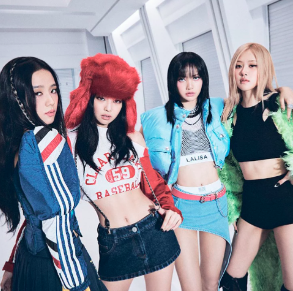 AboutMusicYT's tweet photo. 3 years ago today, BLACKPINK debuted this concept photo. https://t.co/cEMV2z1lQs