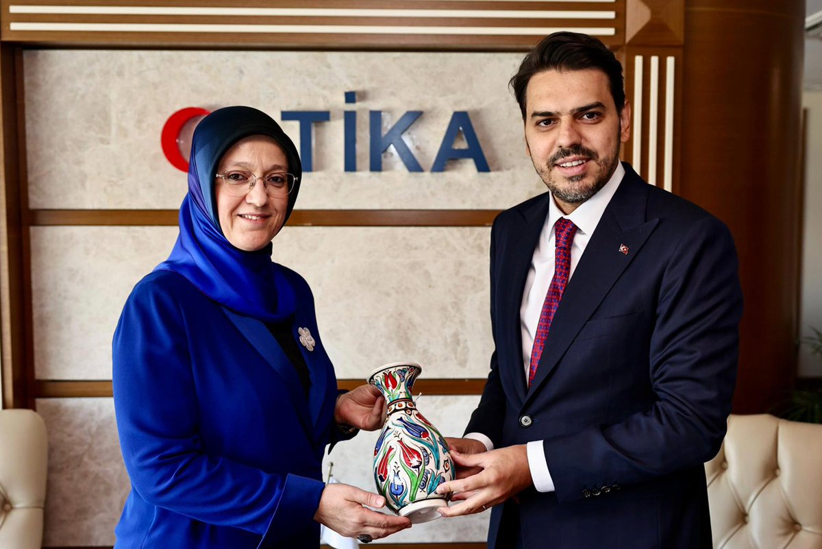 Rektörümüz Prof. Dr. <a href="/RanaKibar_/">Prof. Dr. Rana Kibar</a> TİKA Başkanı <a href="/Abdullah_Eren/">Abdullah Eren</a>’i Ziyaret Etti

📰u.mcbu.edu.tr/e2g

 <a href="/Tika_Turkiye/">TİKA</a> #TİKA
#ProfDrRanaKibar #ManisaCelalBayarÜniversitesi #MCBÜ #MCBÜrektör