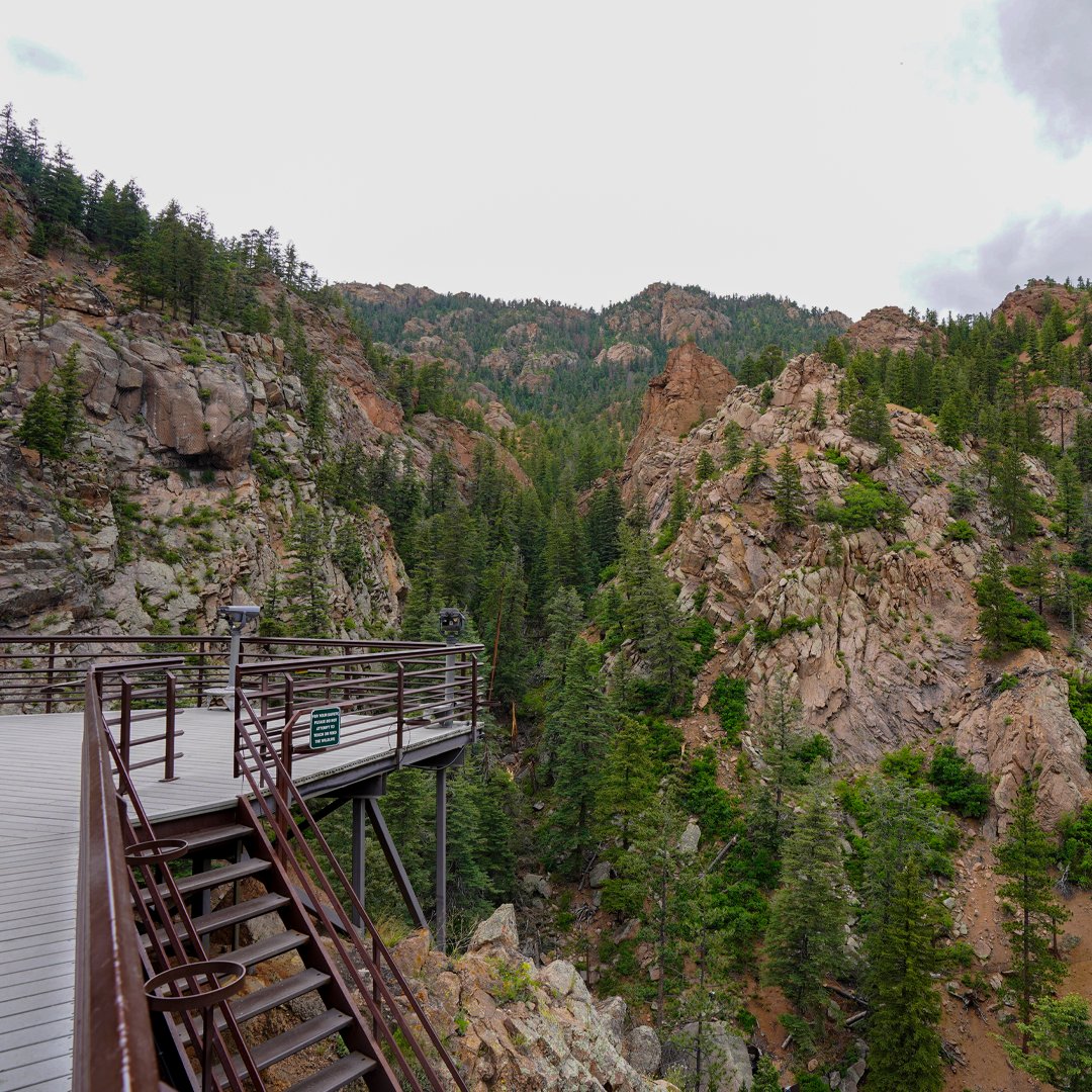 seven_falls's tweet photo. Explore the Eagle’s Nest viewing platform to take in the canyon from a new perspective.

How will you enjoy the park ➡️ https://t.co/nNJYDjaWTL 

#VisitColoradoSprings #SevenFalls https://t.co/pDbI1kfpOA