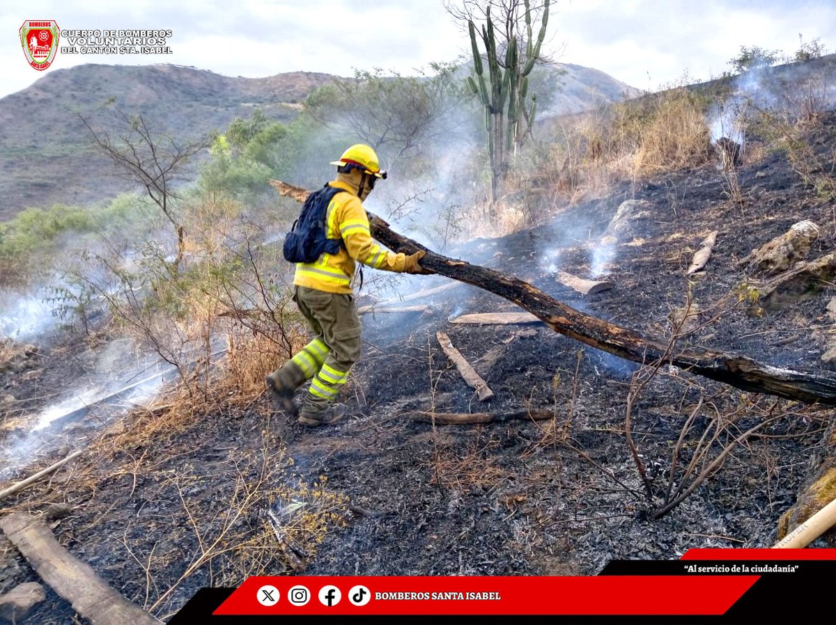 Se sofocó un incendio forestal en La Cría.
Nuestro personal realizó:
Enfriamiento y sofocación de bordes calientes
Cavado, raspado y remoción de material combustible
Gracias a estas labores, se evitó la propagación del fuego.
El área afectada fue de aproximadamente 3 hectáreas.