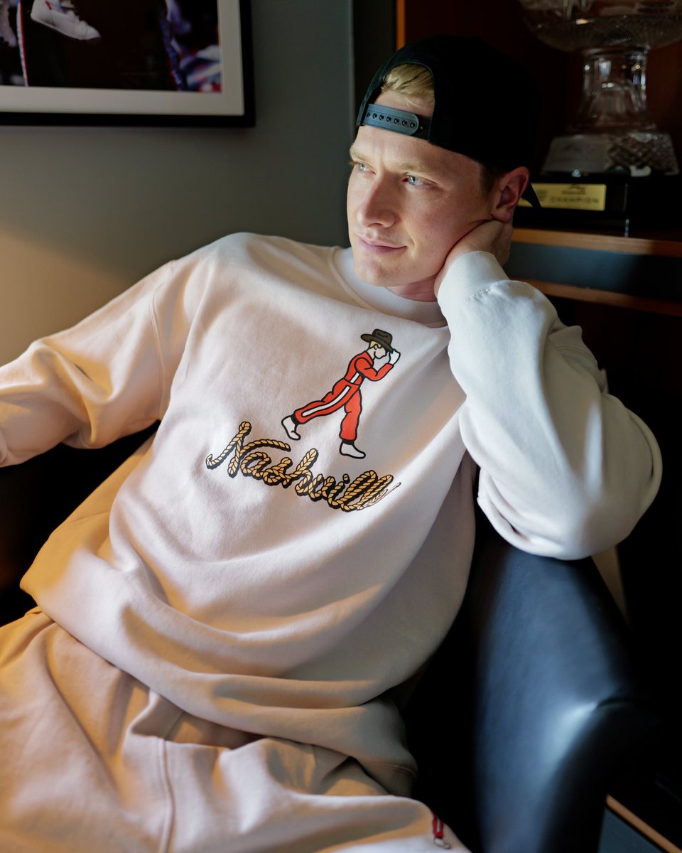 josefnewgarden's tweet image. Wanted to switch things up for my hometown race. Swapping my race helmet for a cowboy hat for a few days only. 🤠 

Limited Nashville drop available online NOW and will be at @MusicCityGP Saturday + Sunday at the JN x NASH pop up in the fan zone.

Shop here:…