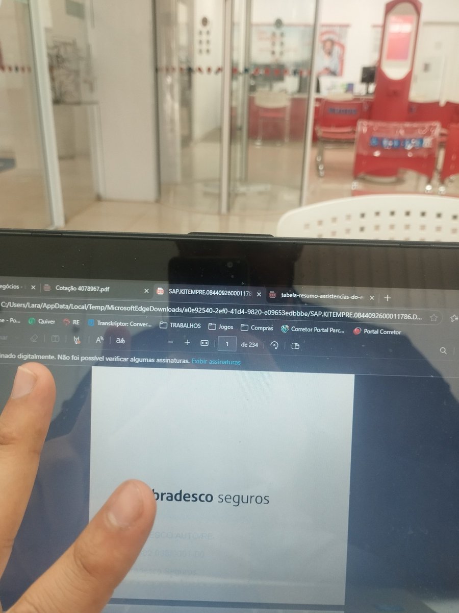 FRademaker's tweet image. Tô aqui no trampo e assistindo os melhores né @ilhadaslendas @LTASul #LTASul #ltanailha