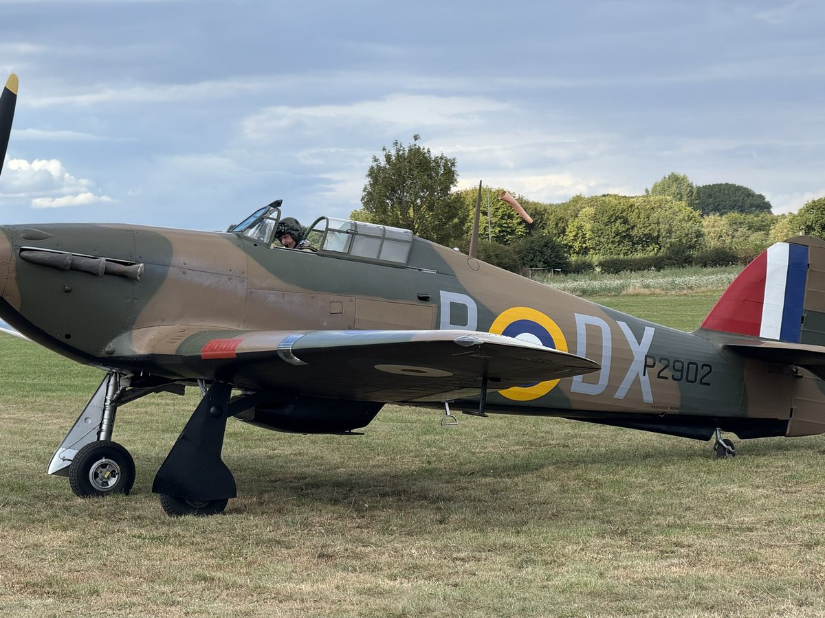 StuLittle1972's tweet image. Another right time, right place photo #spitfire