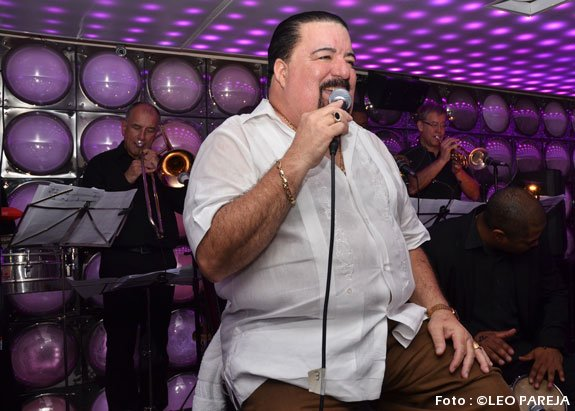 Feliz cumpleaños  Pedro Brull.
El cantante boricua, nació el 29/08/ 52 en Vega Baja, Puerto Rico.
Conocido por su prodigiosa voz, fue cantante principal de la Orquesta Mulenze, Brull ha continuado su carrera como solista llevando su música por todo el mundo.
Dios te bendiga!