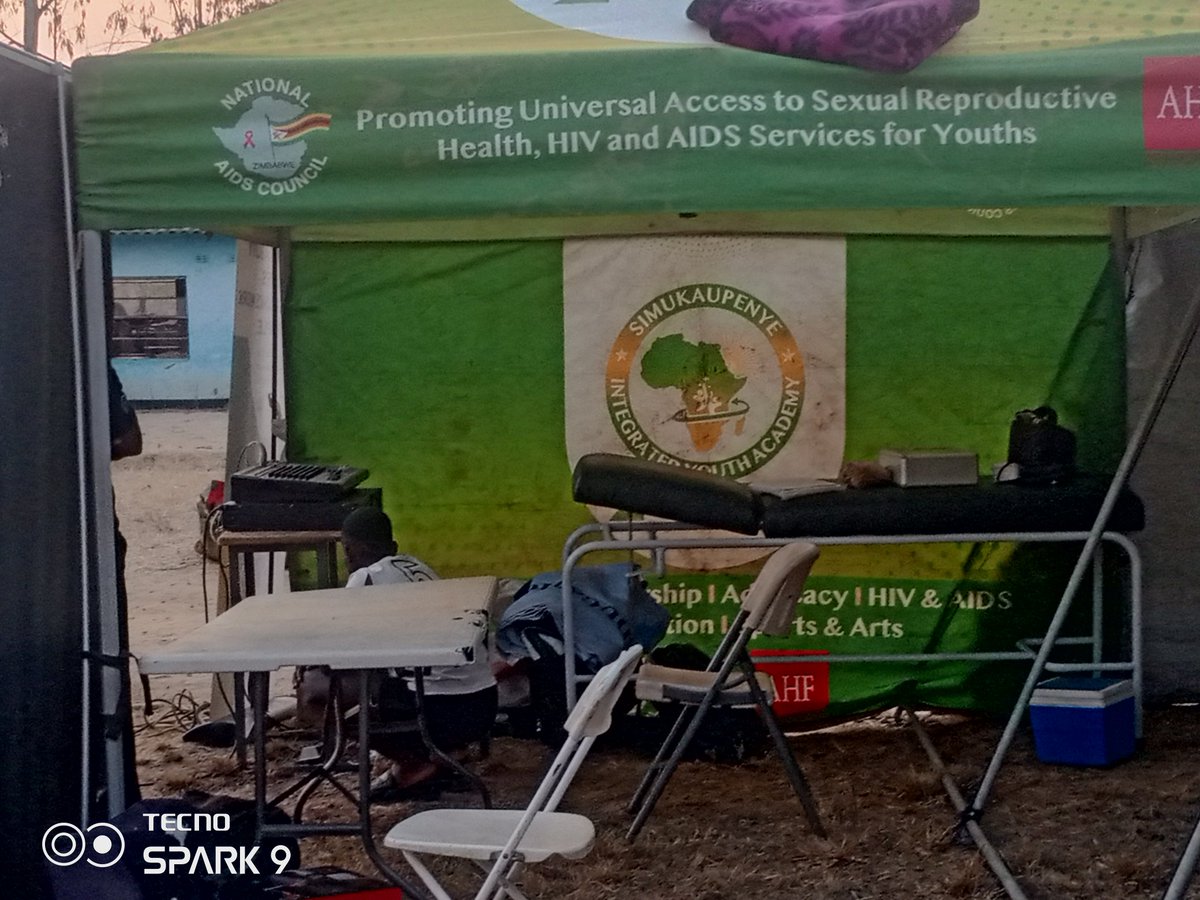 We arrived late due to logistical issues but it was better to be late than not to be there to support the girl child in the <a href="/Girls_and_Goals/">Girls&Goals</a> Girls Soccer Tournament at Madziwa Mine Secondary School as they fight to #KickOutChildMarriages. <a href="/vanyaradzayi/">Nyaradzayi Gumbonzvanda</a> <a href="/MtcGirl/">MTC Educate A Girl Inc</a> <a href="/FAOZ_online/">Football Ambassadors Of Zimbabwe</a>