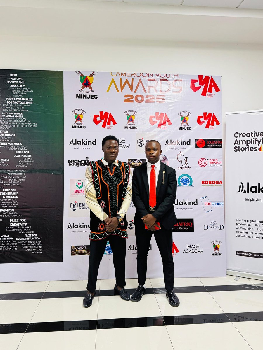 BrightPro7's tweet image. What a privilege to connect with Manfred Agha at the Cameroon Youth Awards. We had a great conversation about his incredible work creating eyeglasses for the blind. It's so motivating to see how young innovators in Cameroon are tackling real-world problems with such passion