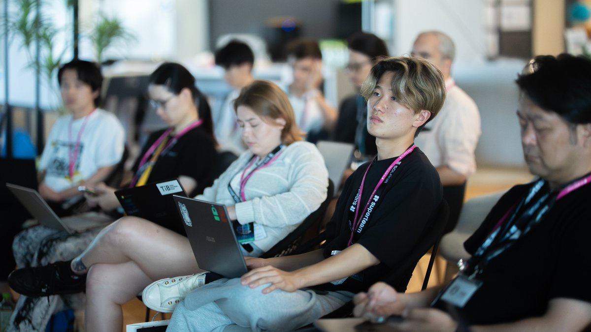 Mentorship session at Tokyo Startup Village