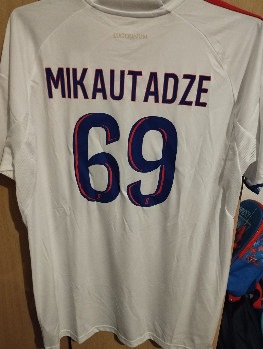 XoKeymi59oX's tweet photo. Si cela se concrétise ce serait une déception immense. (maillot reçu il y a 1 semaine)
@MikautadzeG @GonesArea @OL @oetl @OL__Plus @Media_Gones @_MaatM_ https://t.co/cmX0ffaONE