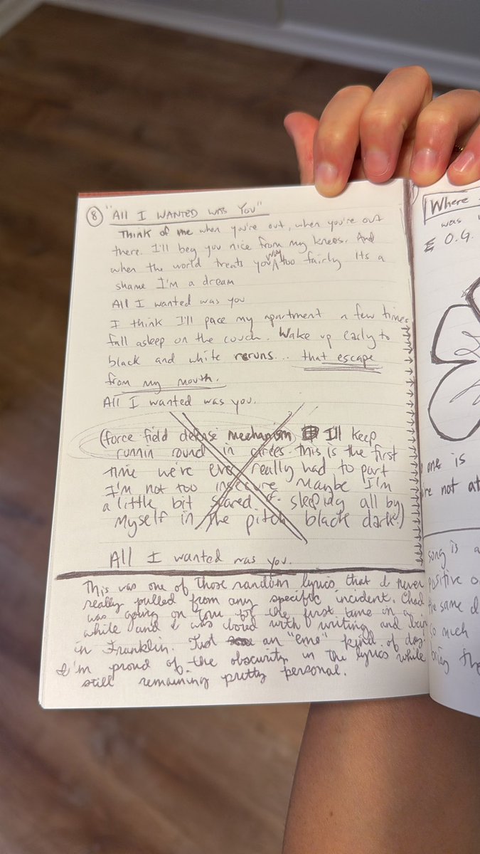 SabrinaScarpa's tweet photo. @sofisofsss @_thick_skull It’s not though if you read the journal from the BNE box set. Hayley says it’s about Chad. https://t.co/8eJIiFkRQr