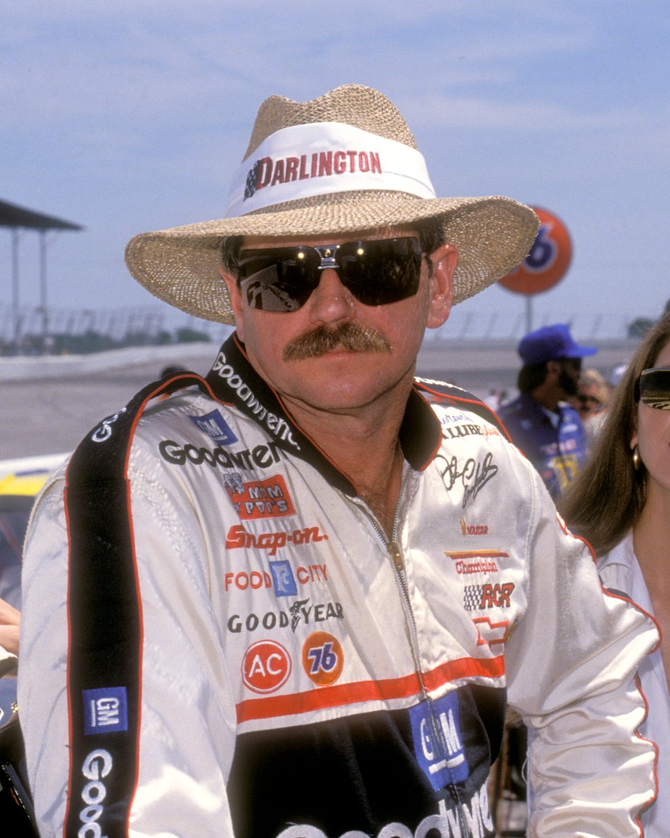 Win Cup Museum (@wincupmuseum) on Twitter photo This Friday, we’re flashing back to the mid-90s when #TheIntimidator donned his iconic black shades and <a href="/TooToughToTame/">Darlington Raceway</a> straw hat. 🏁🤠
Some legends never go out of style—and #DaleEarnhardtSr proved he could pull off any look, on or off the track. This Friday, we’re flashing back to the mid-90s when #TheIntimidator donned his iconic black shades and <a href="/TooToughToTame/">Darlington Raceway</a> straw hat. 🏁🤠
Some legends never go out of style—and #DaleEarnhardtSr proved he could pull off any look, on or off the track.