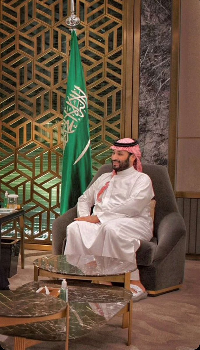 اللهم اجعل ولي عهدنا #محمد_بن_سلمان ذخراً لنا ولأمتنا، وأدمه عزاً وفخراً وسنداً لوطننا الحبيب ،،،..