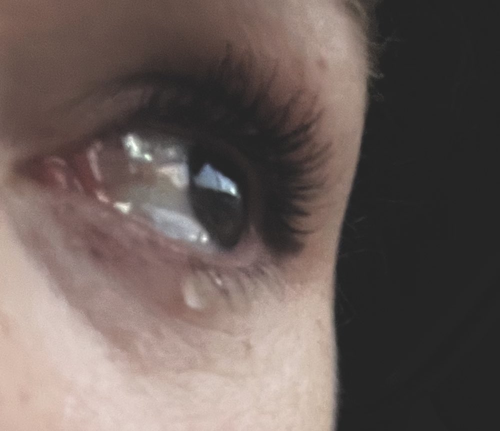 Ait olmadığım yerle kavgam bitti.