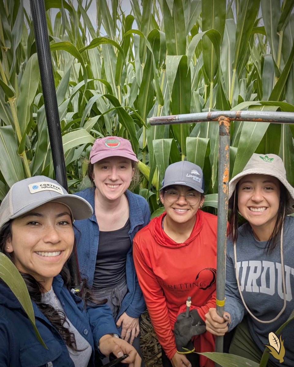 TheKernelLab's tweet photo. We were glad to host Emily Beeman, PhD Candidate at the University of Pennsylvania, as part of the #IoT4Ag project 🌱🔋.

Together we began a buried battery study to see how batteries behave in soil over the next year.

Excited to see the results!

#TheKernelLab #IoT4Ag https://t.co/kYITbC14km