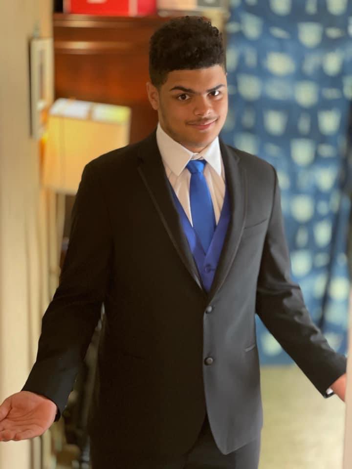 YALL BEST TELL THIS NIGGA HAPPY BIRTHDAY OR ELSE