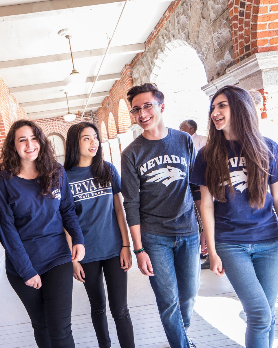 unevadareno's tweet image. Happy #CollegeColorsDay, Wolf Pack! Show your #PackPride by sharing a photo of you and your friends wearing silver and blue and tag @unevadareno and @NevadaWolfPack! Congratulations on reaching the end of your first week and have an amazing first #WolfPackFriday! 🐺