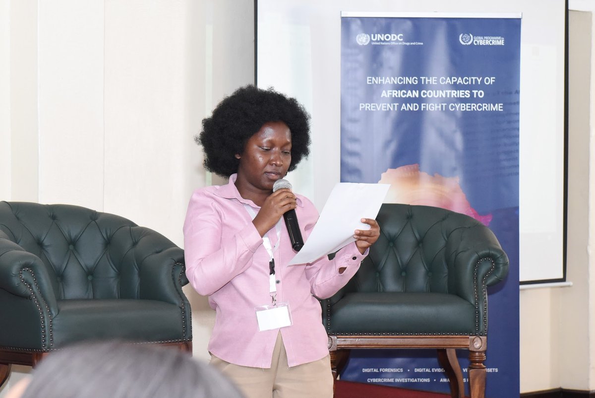 shetechtive's tweet image. 🔍From safeguarding data to designing solutions, African women in cyber are proving that tech knows no gender. #AfricanWomenInCyber #TechForChange