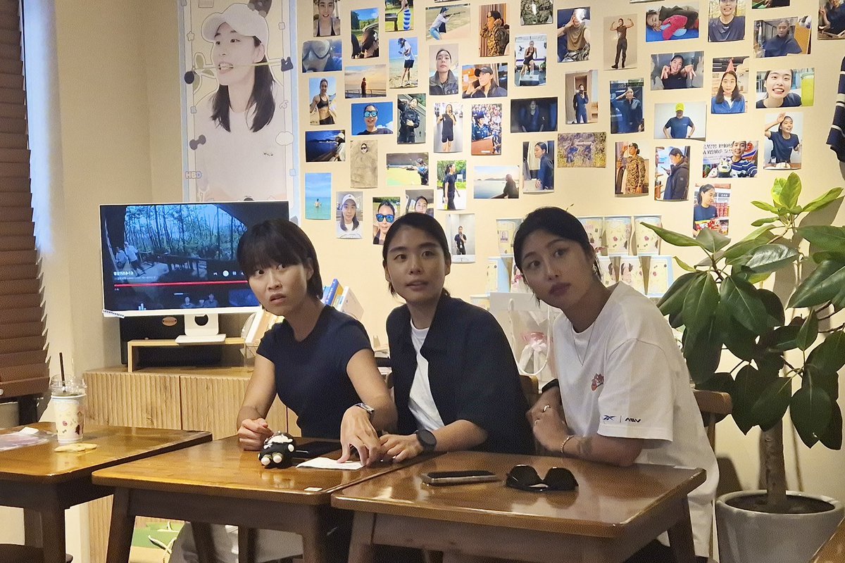 귀엽슨
🦦 🐰 🐤
👀 👀 👀