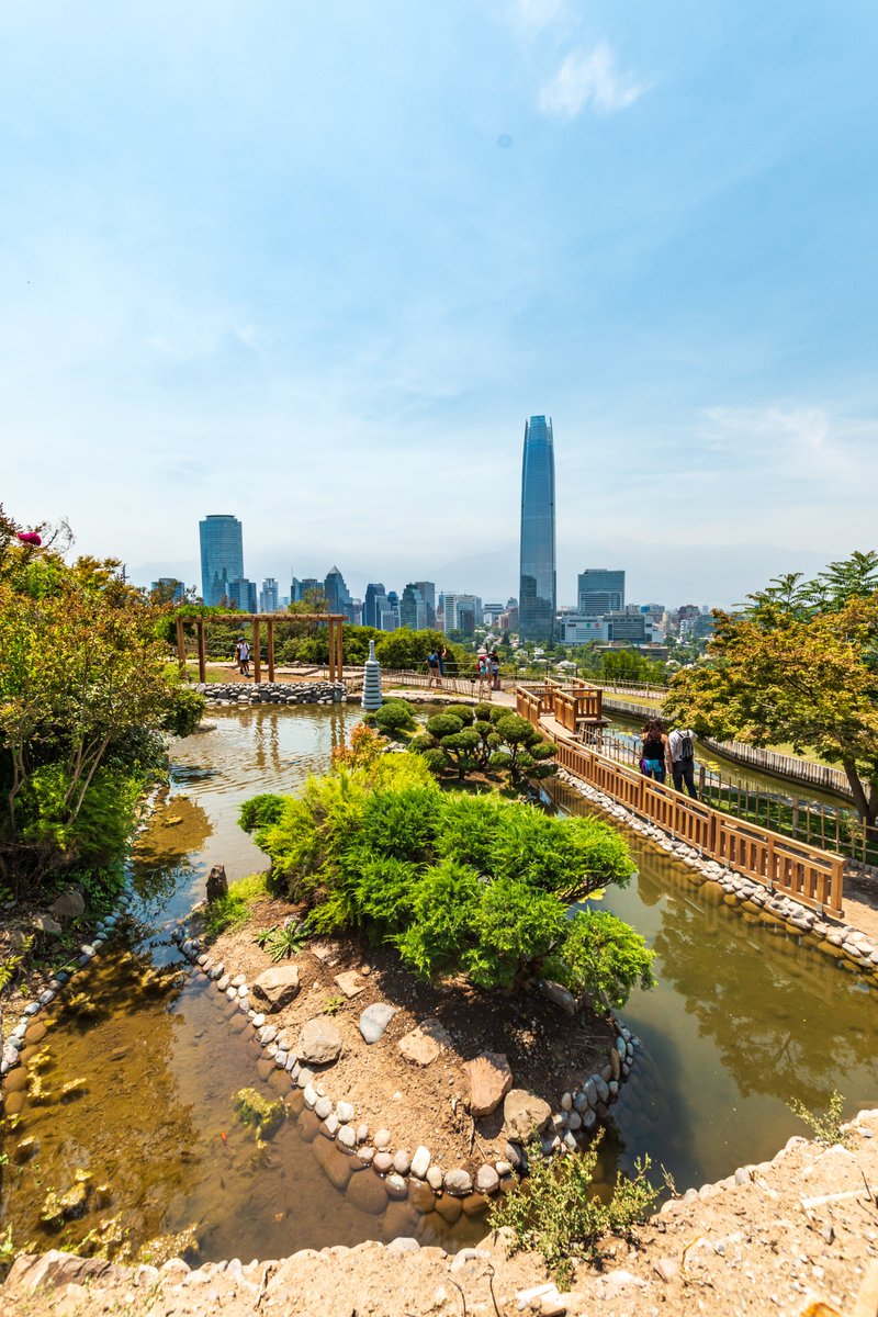 Pasa un tiempo de relajo en el jardín Japonés 🗾 Martes a domingo y festivos de 09:00 a 18:00 horas.    

🌳Acceso: Pedro de Valdivia.