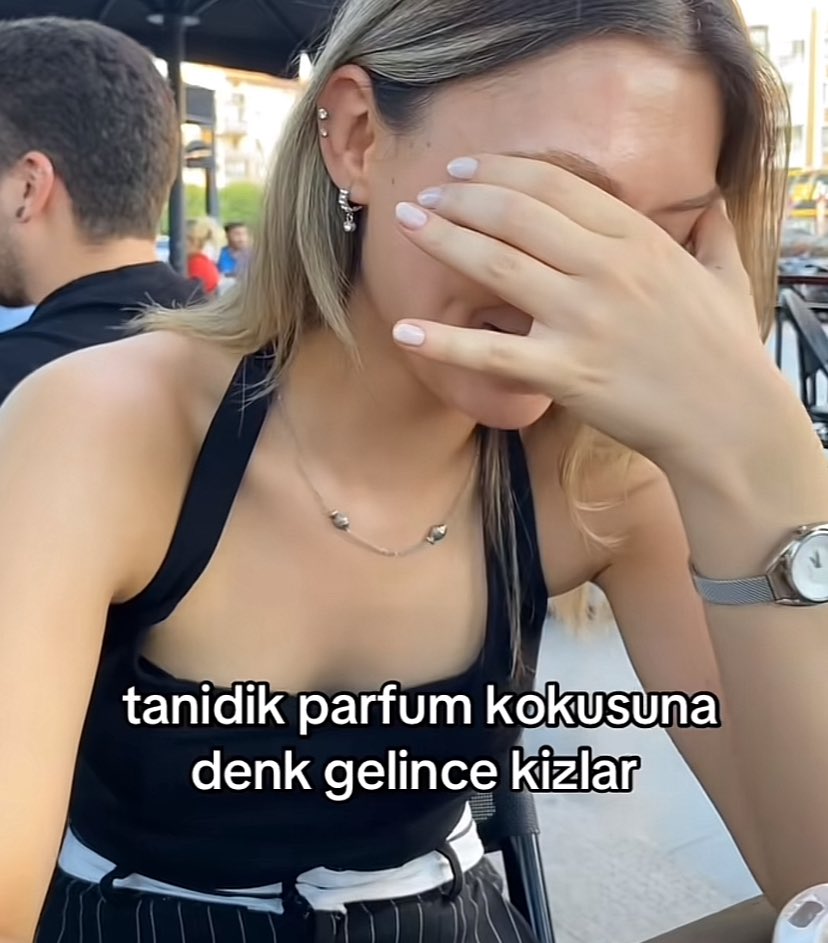 Alya (@alyareckles) on Twitter photo 