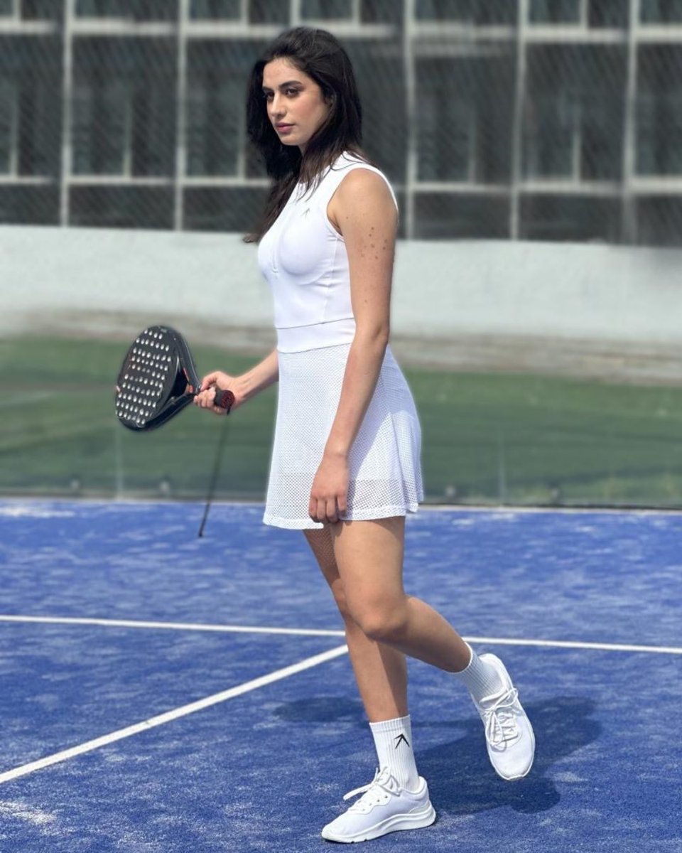 Sunshine, smiles, and an awesome padel dress. ☀️ 
The Wizard ProLite Dress is my go-to for its flattering fit, incredible comfort, and practical pockets (because who doesn't need those?!). Here's to looking good and playing even better Shop Wizard Padel collection
#WizardReady