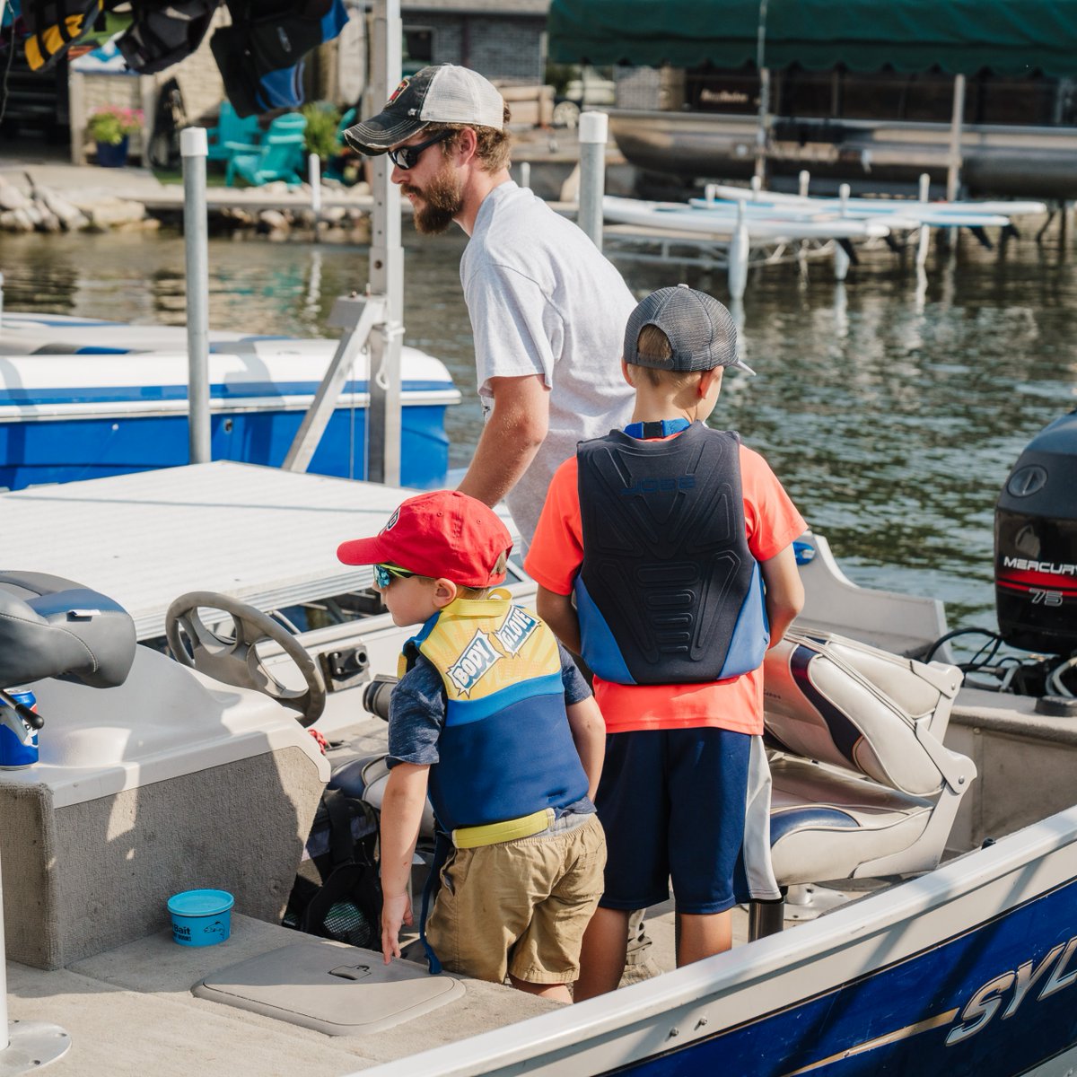 Fishing rods, happy kids, and wishes coming true. What could be better? 🙌🐟

#ZebcoFishing #Zebco #GetOutdoors