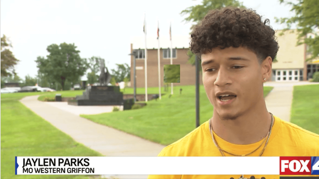 saintlukeskc's tweet photo. Jaylen will play his first football game at @MissouriWestern tomorrow. Two years ago, he broke his collarbone on his high school team, and playing in college seemed unlikely.

Watch the @fox4kc story about this college freshman's big comeback: https://t.co/ftzwhwAyNZ. https://t.co/FdaBJR7ZOt