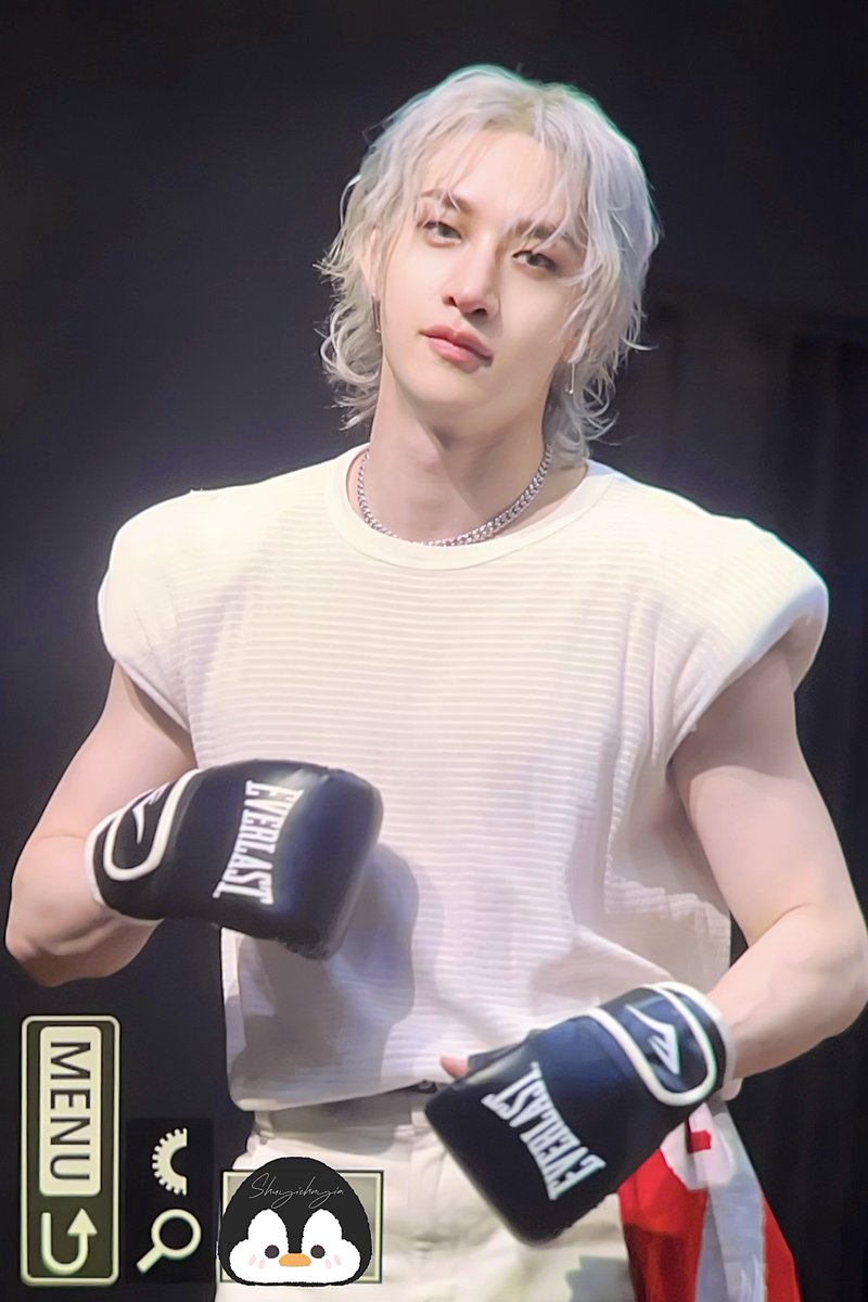 Shuyichnyia's tweet photo. 250829   MP뮤플

#스트레이키즈 #StrayKids
#방찬 #BangChan https://t.co/gB6KLQpRX8