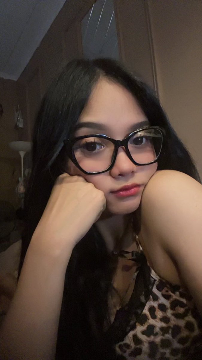 Iniangin tweet media