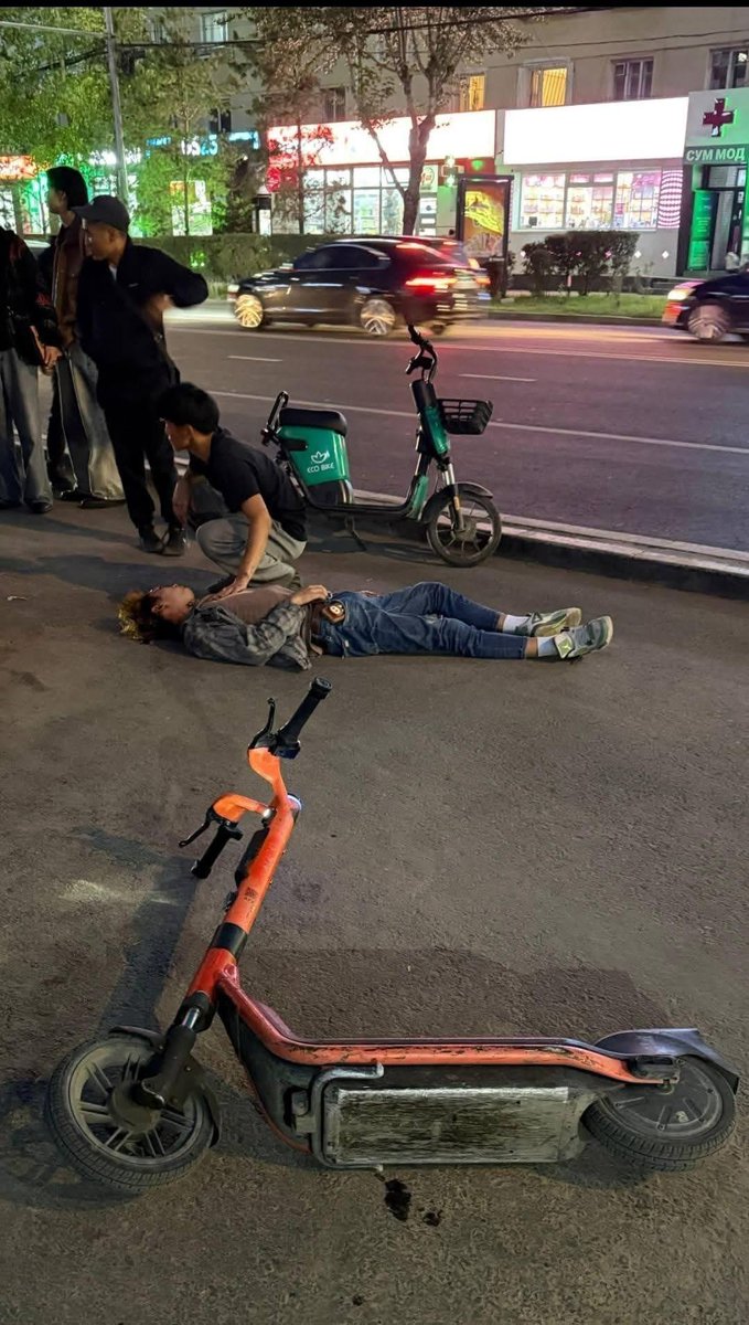 За одоо энэ скүтер суррон тара нтрээ  больё оо тэгэх үү?!!!!