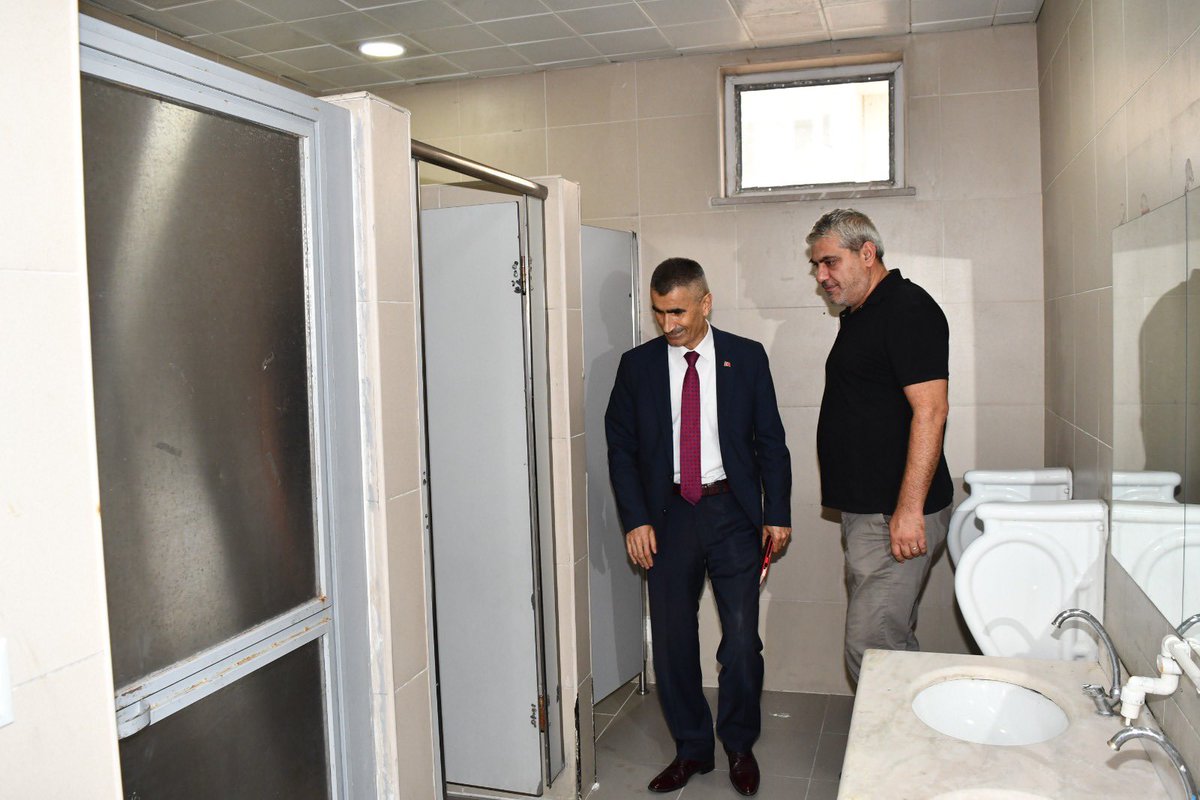 İlçe Milli Eğitim Müdürümüz Emin ÇIKRIKÇI, 2025-2026 eğitim öğretim yılı hazırlıkları kapsamında 700. Yıl Osmangazi Ortaokulu ve Sultan Reşat Ortaokulunu ziyaret etti. 
#küçükçekmece 
<a href="/EminCikrikci/">Emin ÇIKRIKÇI</a>