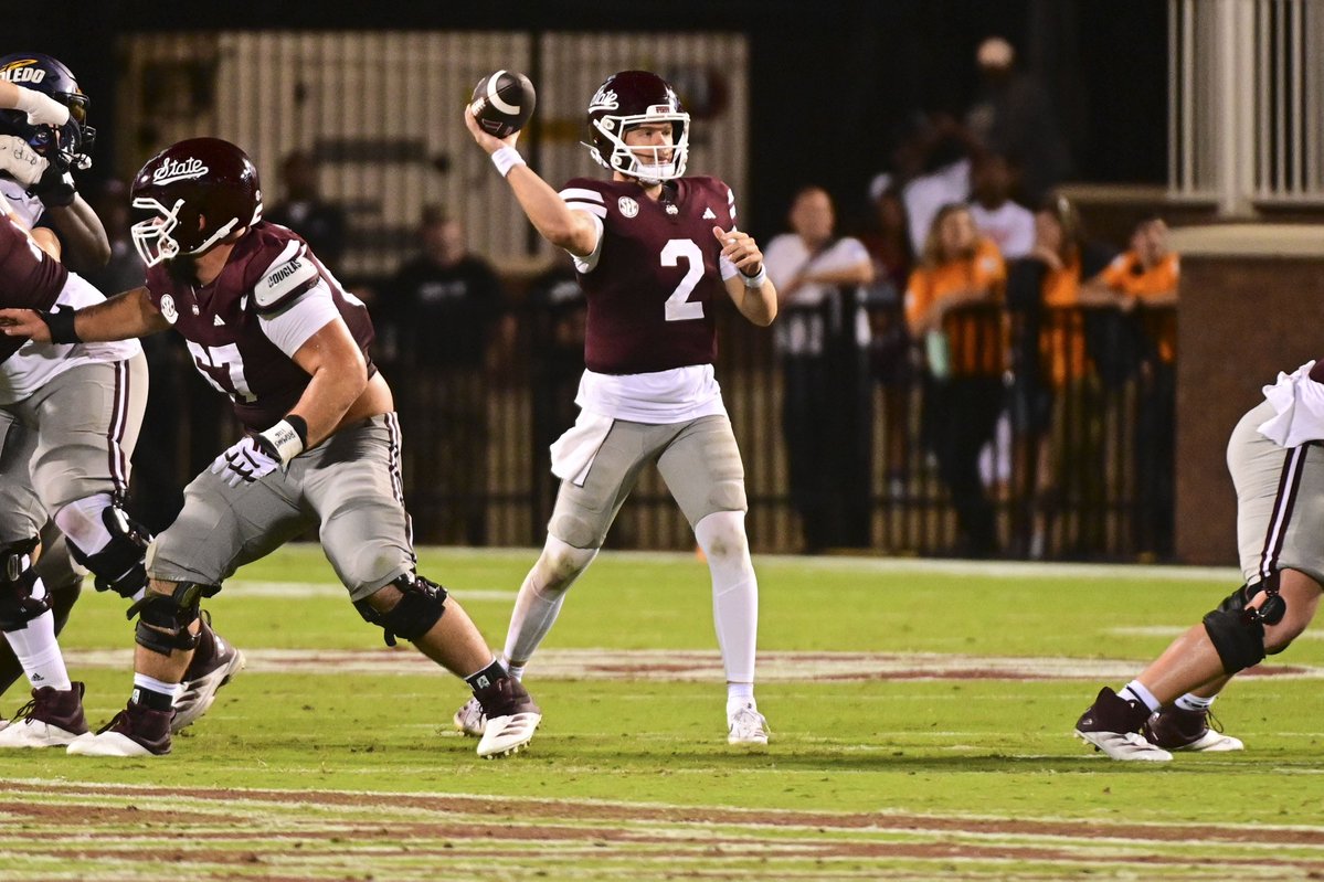 RotoGrinders (@rotogrinders) on Twitter photo ❓ Pair Blake Shapen + Anthony Evans III?
❓ Play Ryan Browne for salary relief?
Read the College Football Week 1 Expert Survey with <a href="/headchopper/">Chop</a>, <a href="/MrTuttle05/">Dan Gaspar</a>, <a href="/stlcardinals84/">Justin Van Zuiden</a>, <a href="/JordanVanekDFS/">Jordan Vanek</a>: rotogrinders.com/articles/cfb-d… ❓ Pair Blake Shapen + Anthony Evans III?
❓ Play Ryan Browne for salary relief?
Read the College Football Week 1 Expert Survey with <a href="/headchopper/">Chop</a>, <a href="/MrTuttle05/">Dan Gaspar</a>, <a href="/stlcardinals84/">Justin Van Zuiden</a>, <a href="/JordanVanekDFS/">Jordan Vanek</a>: rotogrinders.com/articles/cfb-d…