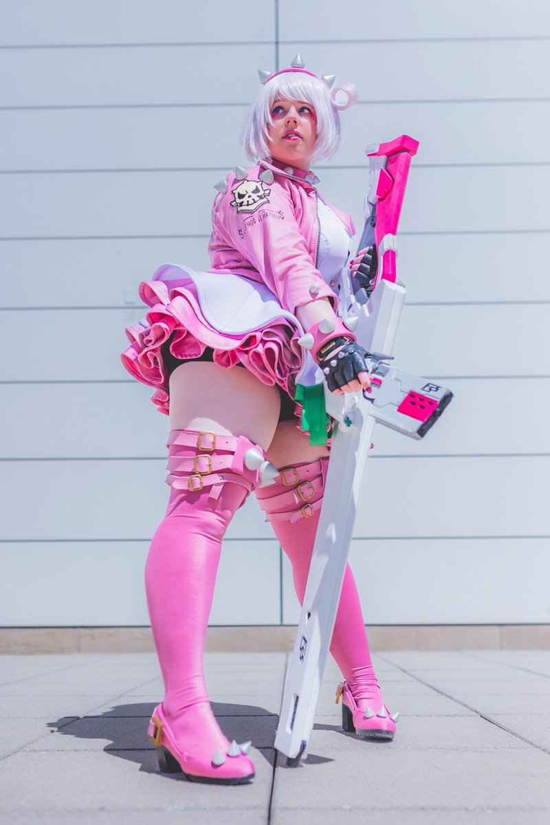 PiggyNukka's tweet photo. Photos of my Elphelt Valentine cosplay from Combo Breaker earlier this year. 

Photos by @RyanGlus https://t.co/mfzPPrHBFF